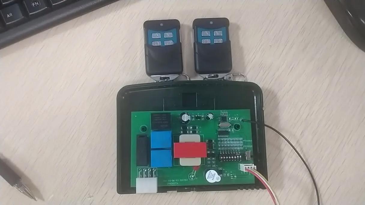 電動(dòng)門遙控系統(tǒng)完全指南 遙控器與控制器詳解